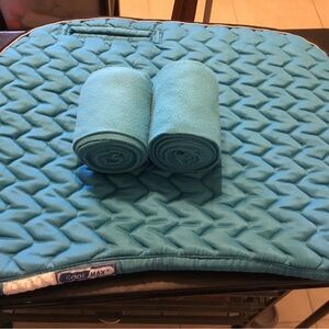 Cool Max Blue Quilted horse Saddle Pad with polo leg Wraps